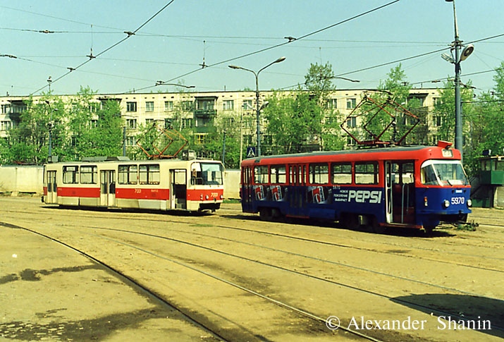 Москва, Tatra T7B5 № 7001; Москва, Tatra T3Т № 5970