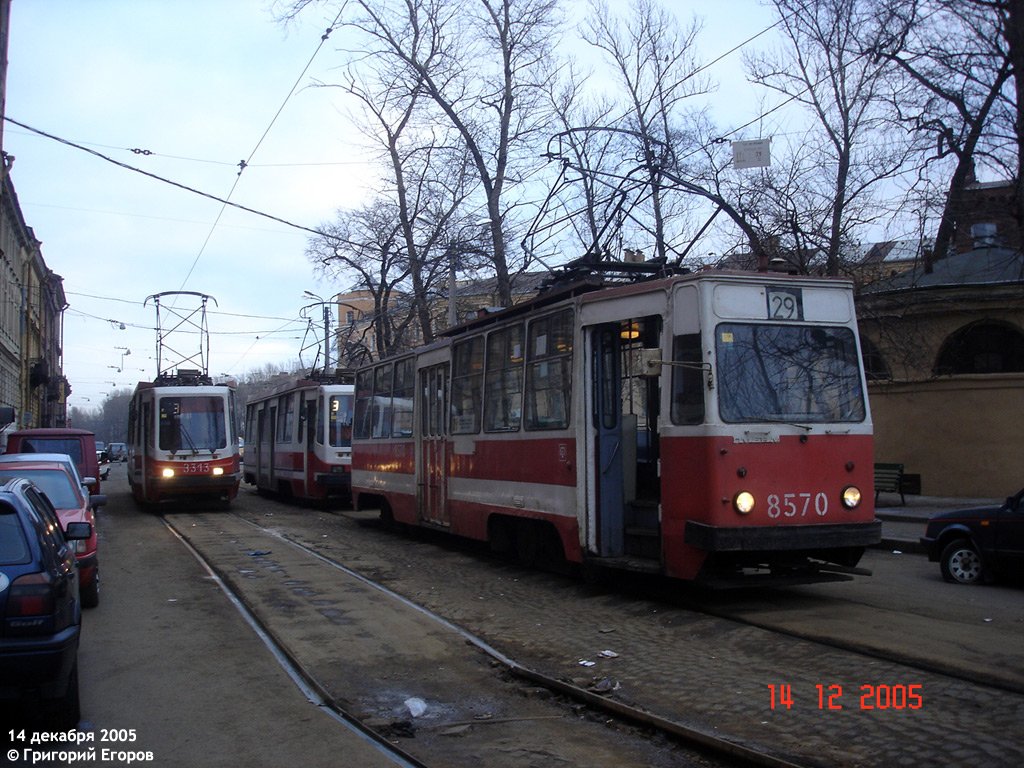 Санкт-Петербург, ЛМ-68М № 8570
