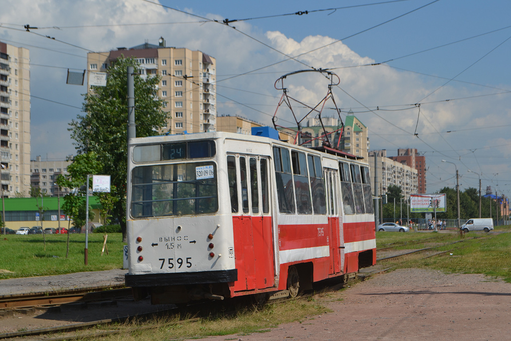 Санкт-Петербург, ЛМ-68М № 7595
