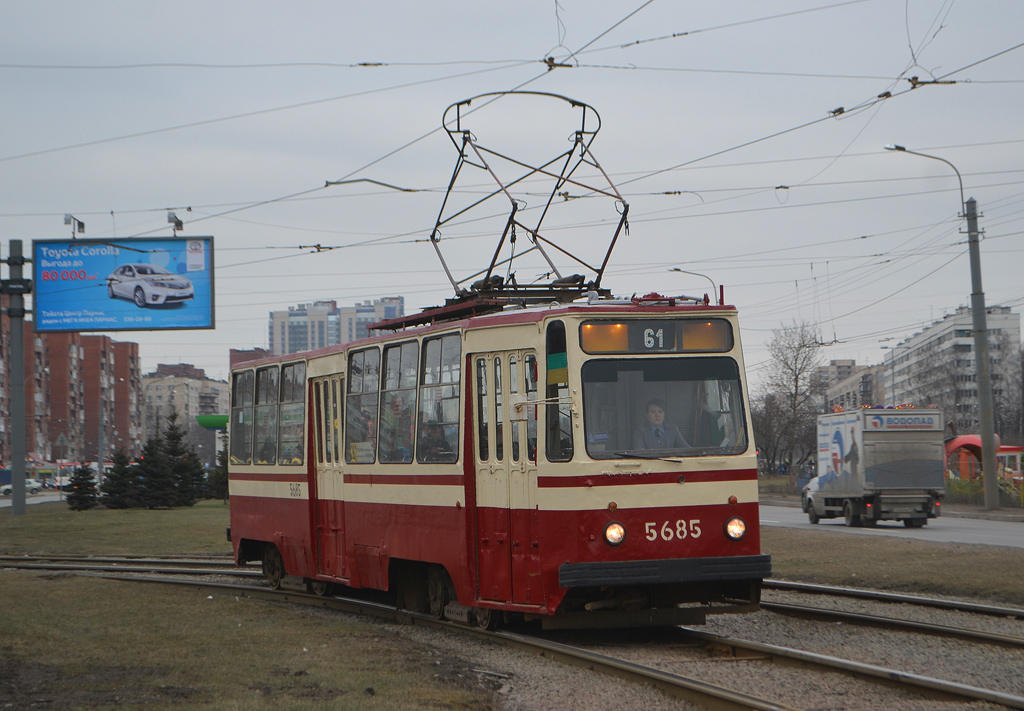 Санкт-Петербург, ЛМ-68М № 5685