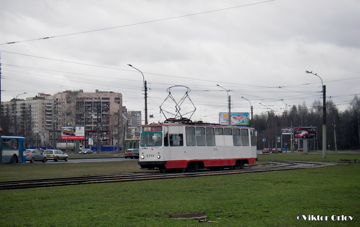 Санкт-Петербург, ЛМ-68М № 5711