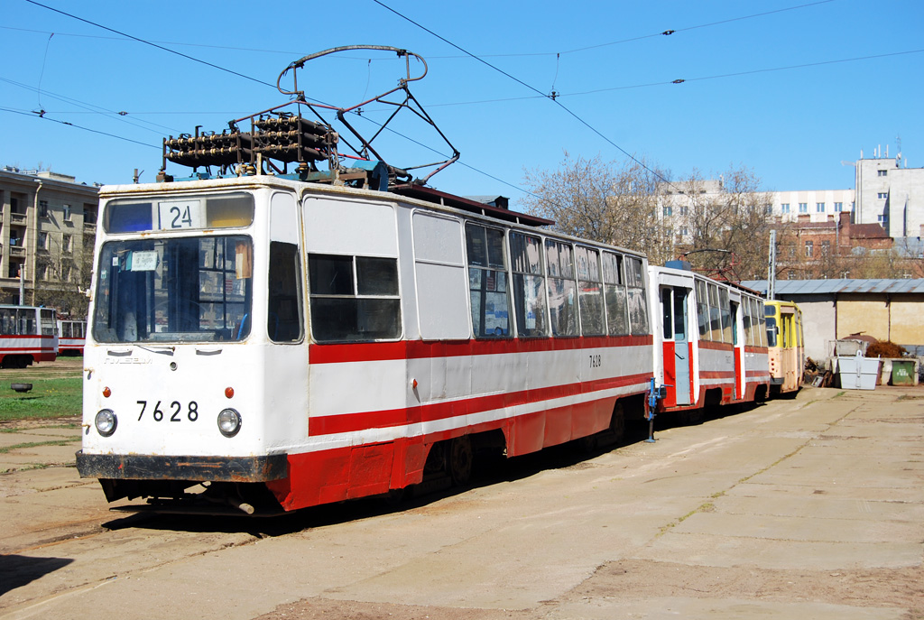 Санкт-Петербург, ЛМ-68М № 7628