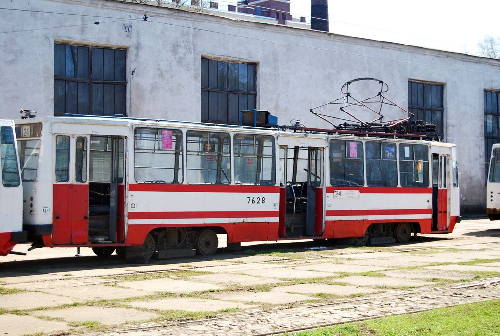 Санкт-Петербург, ЛМ-68М № 7628