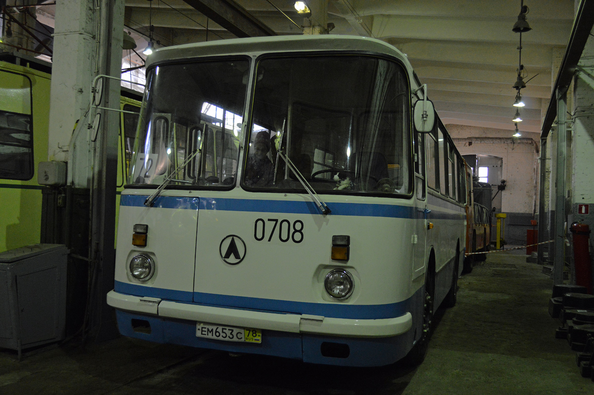 Санкт-Петербург — Музейные автобусы Санкт-Петербурга