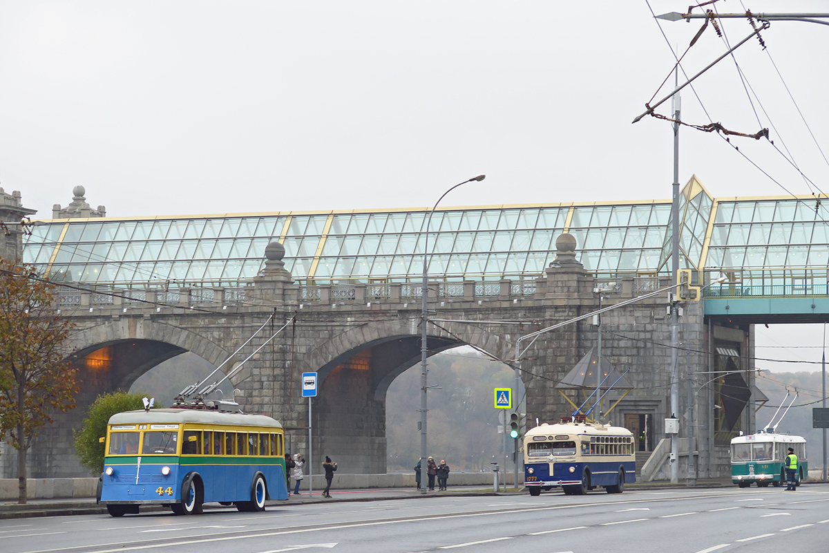 Санкт-Петербург, ЯТБ-1 № 44; Москва — Парад в честь 82-летия Московского троллейбуса