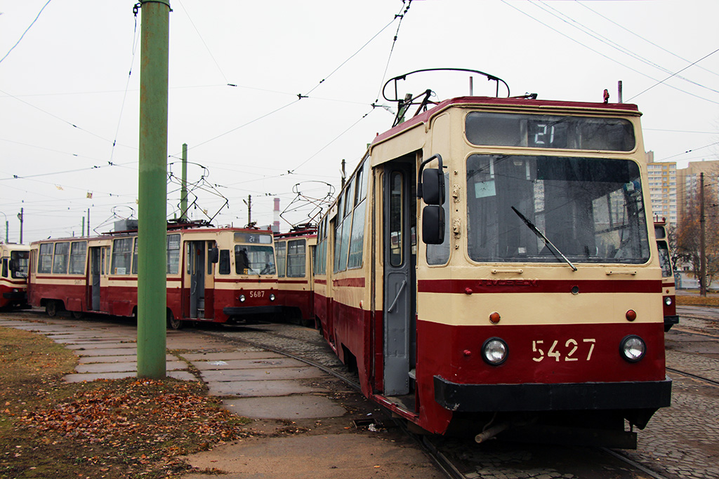 Санкт-Петербург, ЛМ-68М № 5427