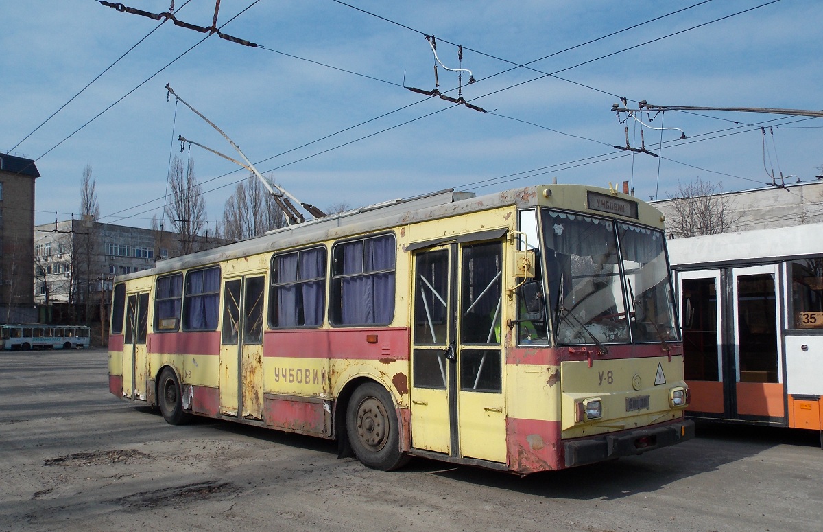 Киев, Škoda 14Tr02/6 № У-8