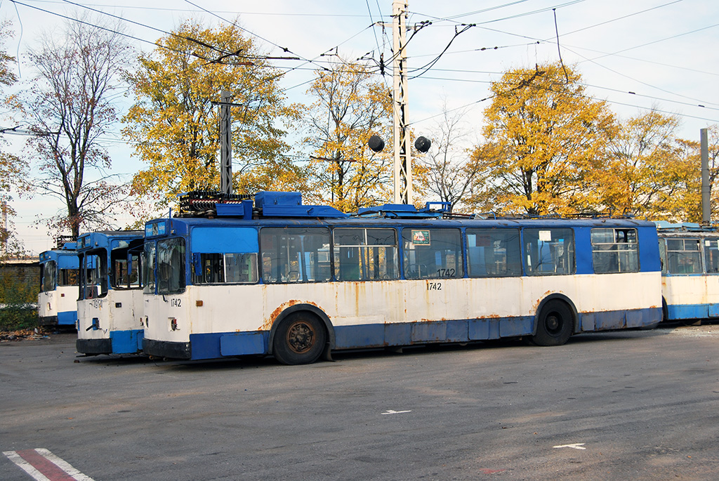 Санкт-Петербург, ЗиУ-682В-012 [В0А] № 1742