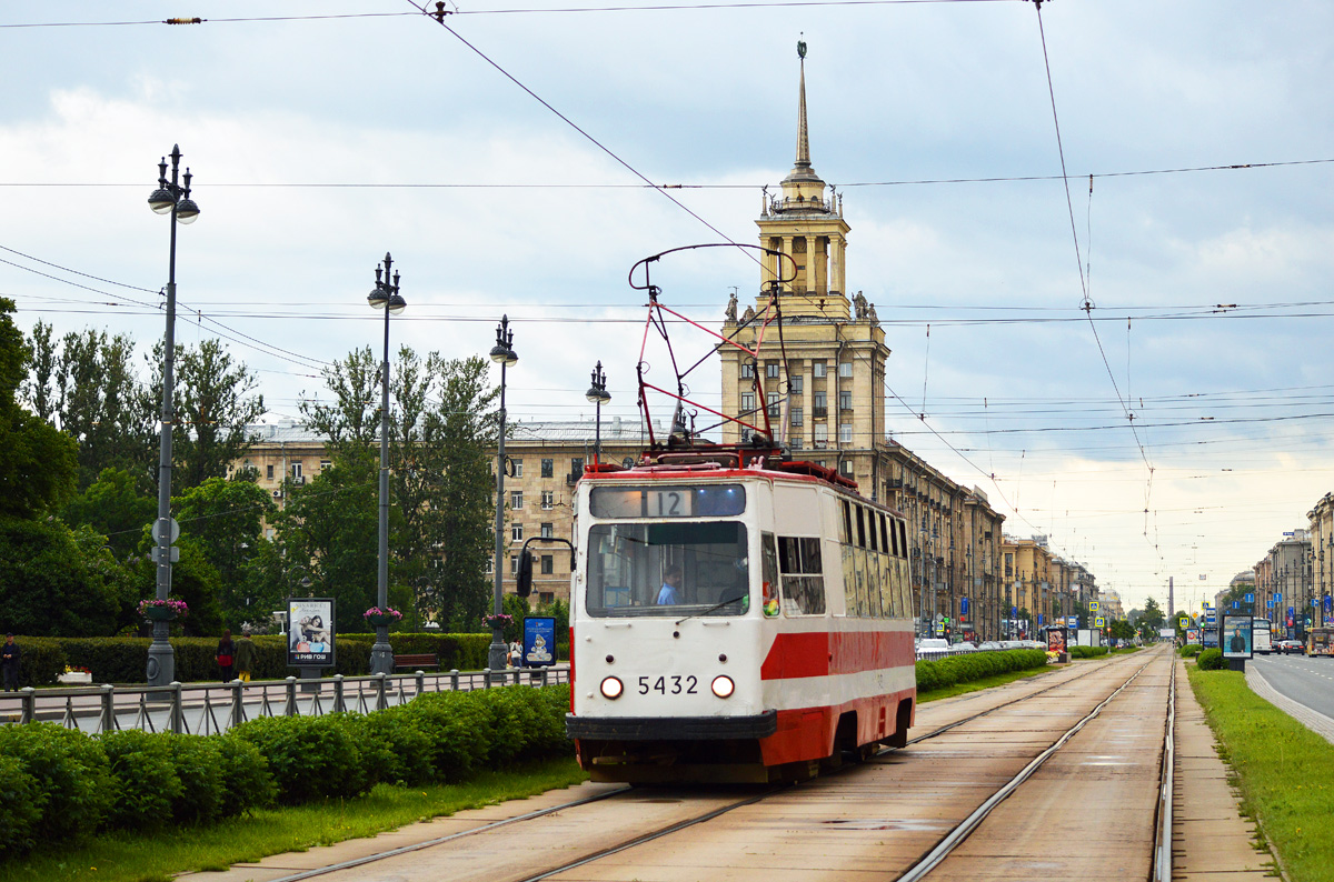 Санкт-Петербург, ЛМ-68М № 5432