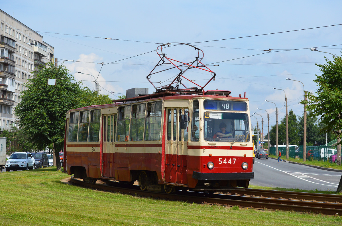 Санкт-Петербург, ЛМ-68М № 5447