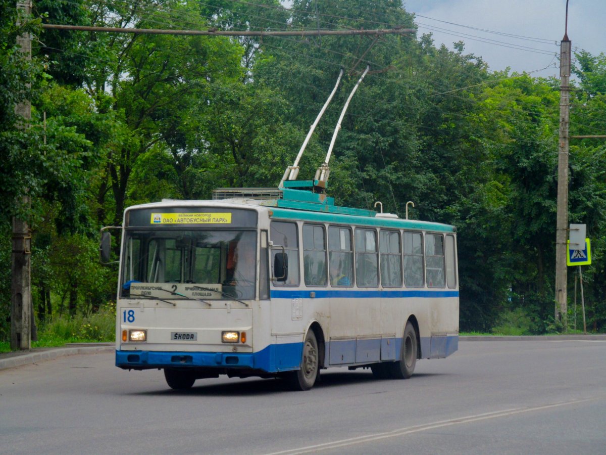 Великий Новгород, Škoda 14TrM № 18