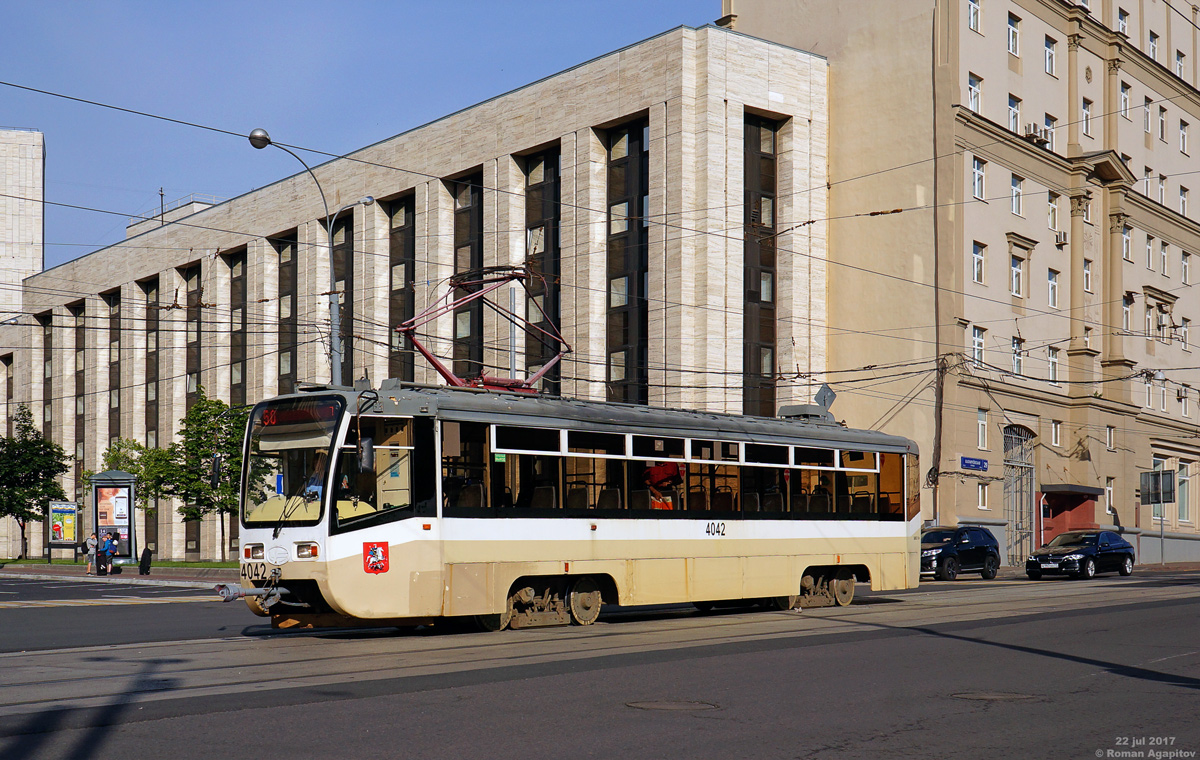 Москва, 71-619А № 4042