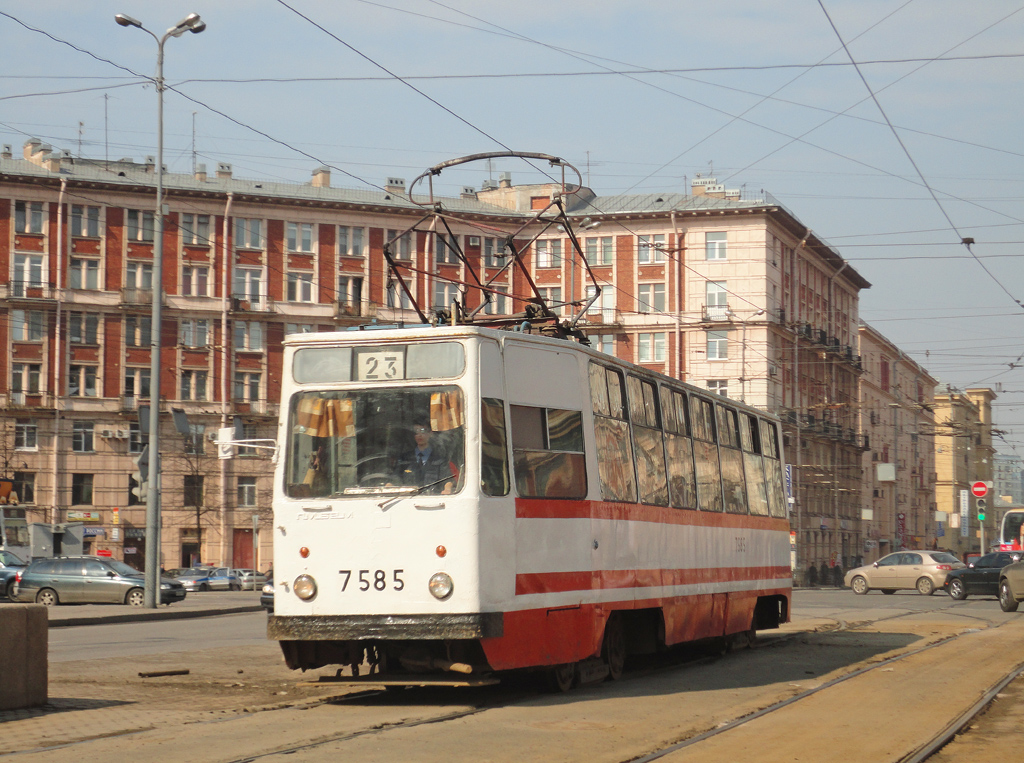 Санкт-Петербург, ЛМ-68М № 7585